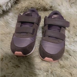 Sneakers toddler 10 size